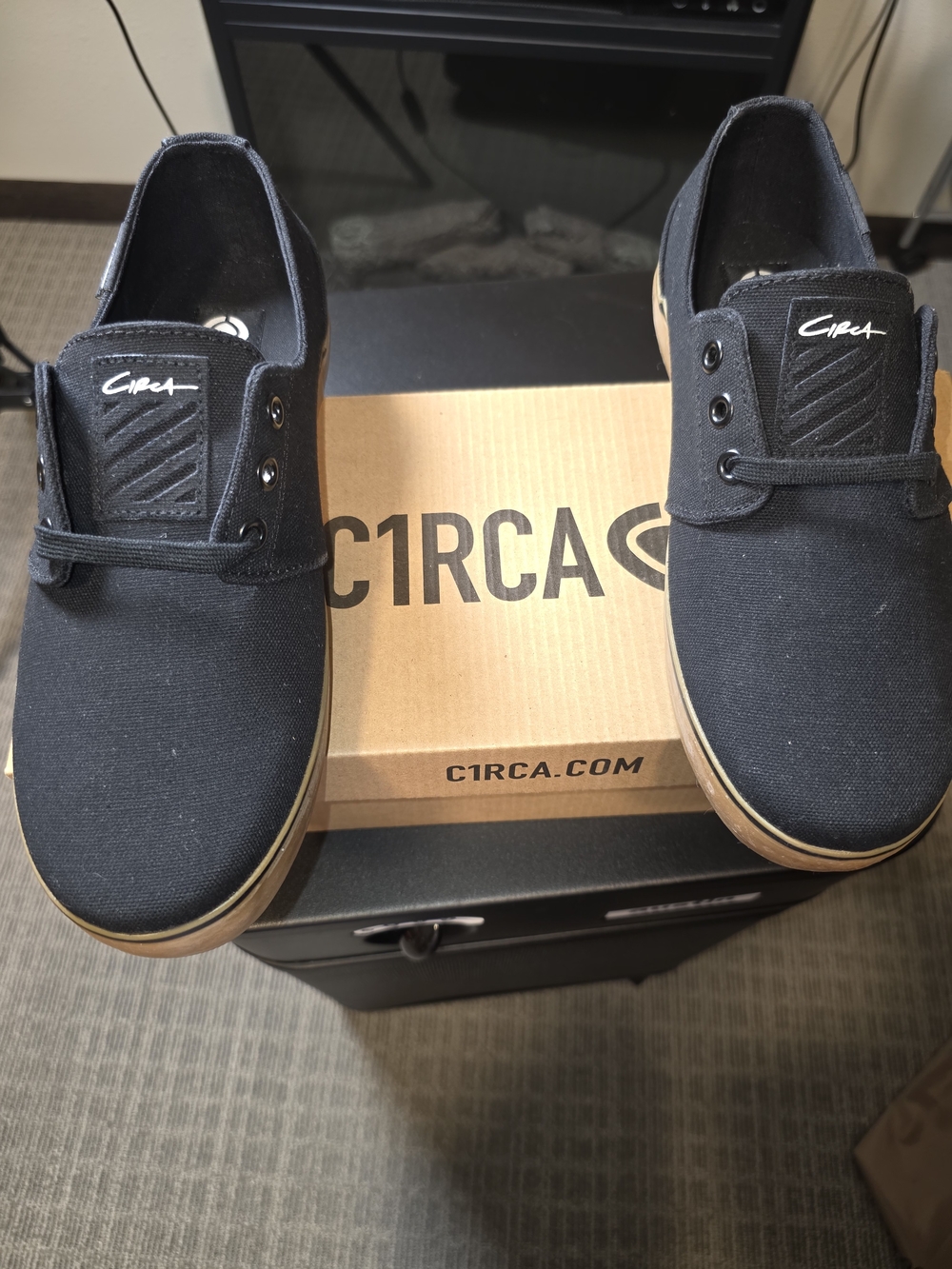 Men's Black Canvas Low-Top Sneakers with Gum Sole